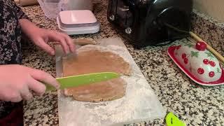 Picture of person preparing Lembas Bread.